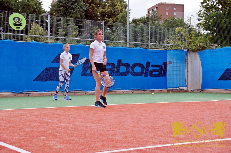 tennis40.jpg