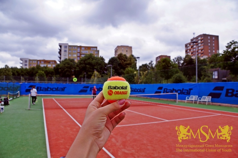 tennis44.jpg