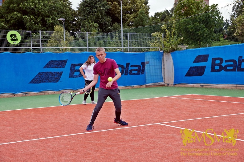 tennis46.jpg